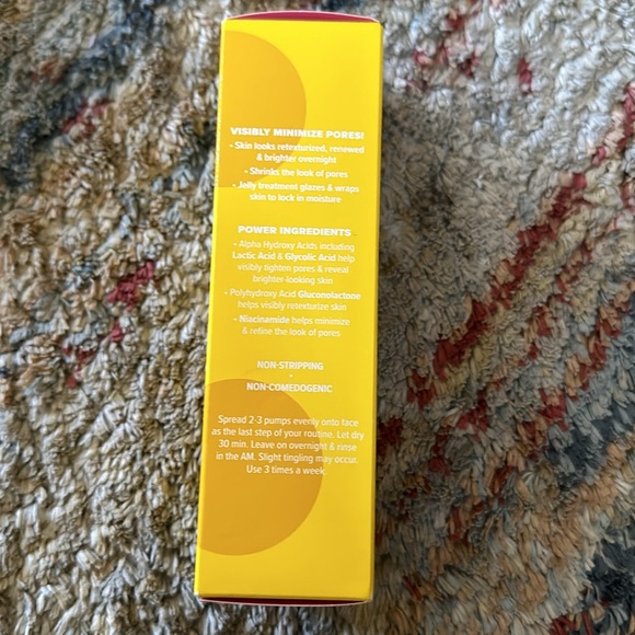 The POREfessional Shrink Wrap Overnight
AHA+PHA Pore Treatment - Picture 2 of 14